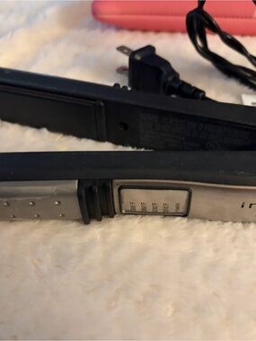 Hair Flat Iron Straightener - con air infinity